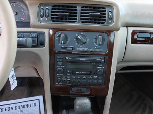 Used 2000 Volvo C70 LT FWD image 29