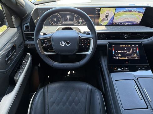 Used 2025 INFINITI QX80 Autograph w/ Autograph Exterior Package AWD/4WD image 18