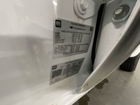 Used 2023 Chevrolet Silverado 1500 LT image 32