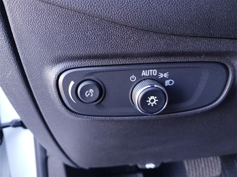 Used 2024 Chevrolet Equinox LT w/ LPO, Floor Liner Package image 34