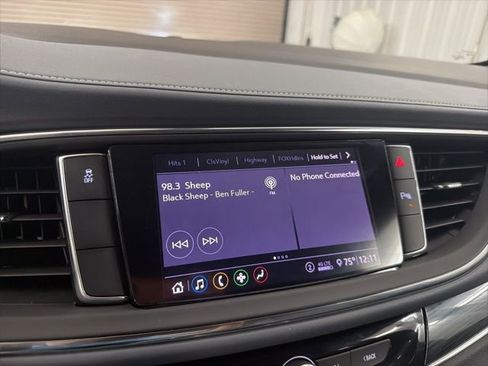 Used 2021 Buick Enclave Essence FWD image 26