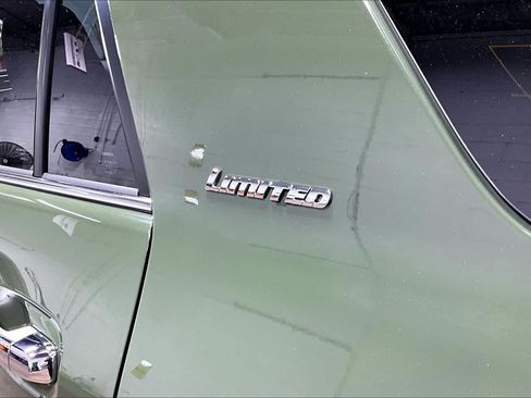 Certified 2022 Toyota 4Runner Limited AWD/4WD image 10