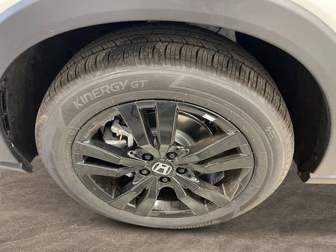 New 2026 Honda HR-V Sport image 13