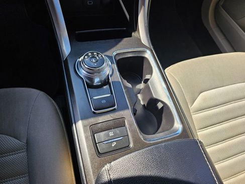 Used 2018 Ford Fusion SE image 22