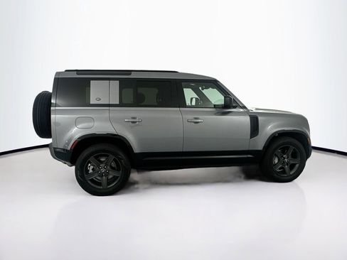 Certified 2024 Land Rover Defender 110 X-Dynamic SE AWD/4WD image 4