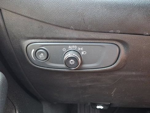 Used 2023 Chevrolet Equinox LS w/ Driver Confidence II Package FWD image 29