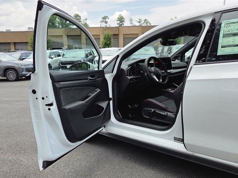 New 2026 Volkswagen GTI SE FWD image 11