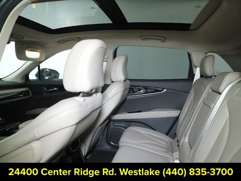 Certified 2022 Lincoln Nautilus Reserve AWD/4WD image 15