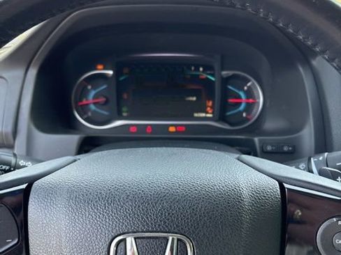 Used 2021 Honda Pilot EX-L image 2