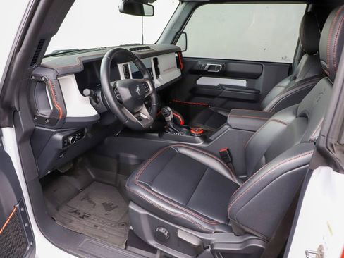 Used 2025 Ford Bronco Stroppe Edition image 9