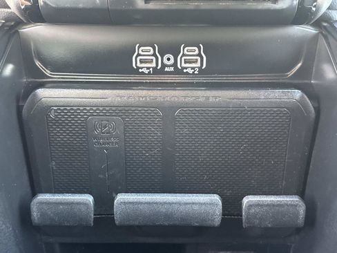 Used 2025 RAM 1500 Big Horn AWD/4WD image 32
