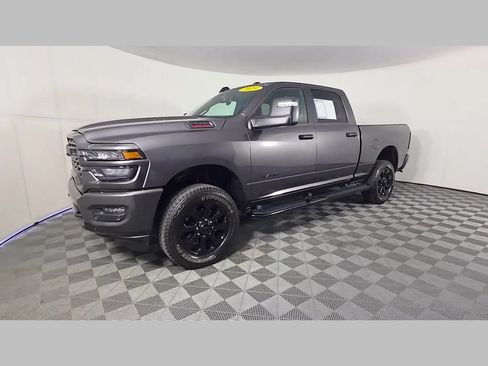 Used 2025 RAM 2500 Big Horn AWD/4WD image 50
