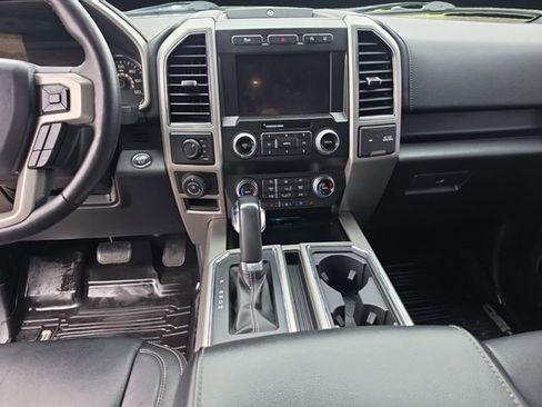 Used 2020 Ford F150 Lariat w/ Equipment Group 502A Luxury AWD/4WD image 11