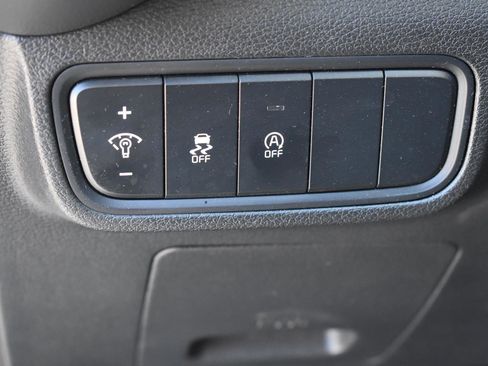 Used 2024 Kia Soul LX w/ Option Group 015 FWD image 23
