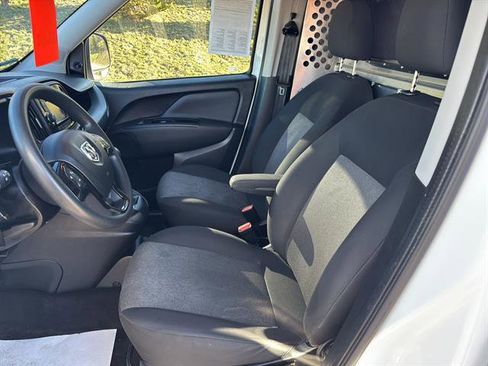 Used 2022 RAM ProMaster City Tradesman image 11