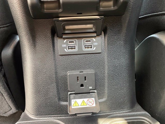 Used 2025 Jeep Gladiator Mojave w/ Convenience Group AWD/4WD image 45
