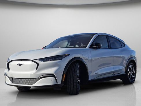 Used 2023 Ford Mustang Mach-E Premium image 20