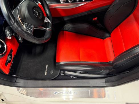 Used 2018 Mercedes-Benz AMG GT Roadster image 9