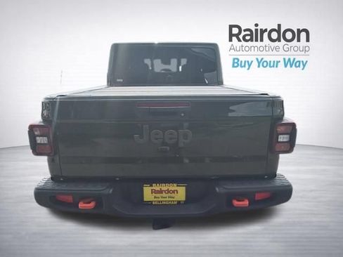 Used 2024 Jeep Gladiator Mojave AWD/4WD image 6