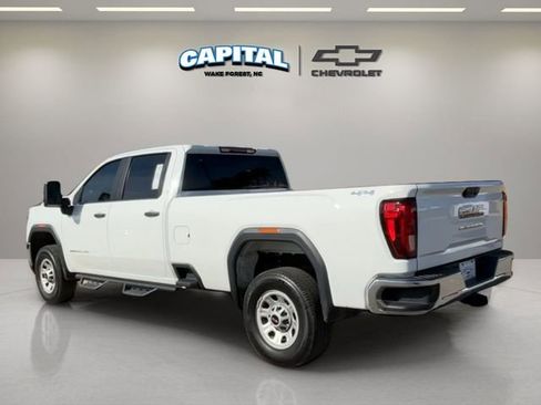 Used 2023 GMC Sierra 3500 Pro w/ Convenience Package image 3
