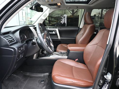 Used 2022 Toyota 4Runner Limited image 6