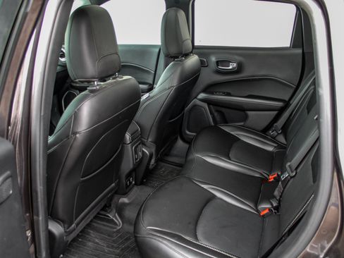 Used 2021 Jeep Compass Latitude w/ Sun and Sound Group AWD/4WD image 22