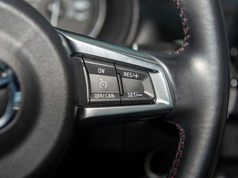 Used 2018 MAZDA MX-5 Miata RF Grand Touring image 21