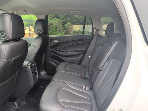 Used 2018 Buick Envision Essence FWD image 35