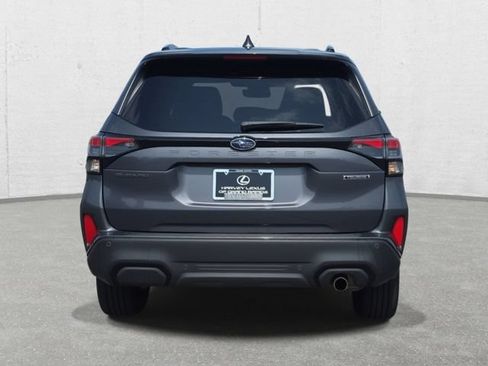 Used 2025 Subaru Forester Touring AWD/4WD image 6