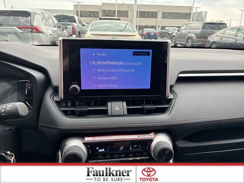 Used 2025 Toyota RAV4 LE AWD/4WD image 25