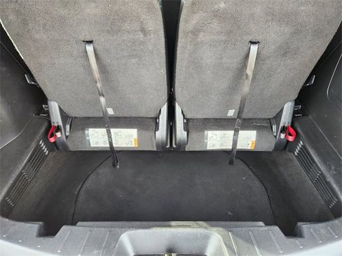 Used 2016 Ford Explorer XLT w/ Equipment Group 202A image 30