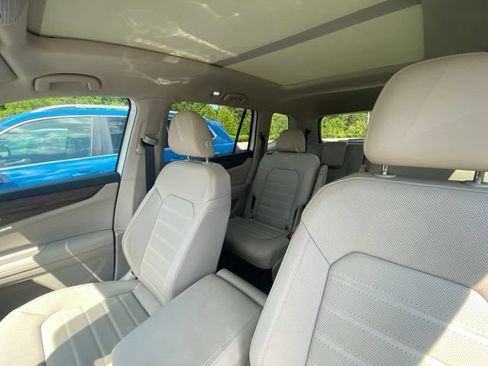 Used 2026 Volkswagen Atlas SEL AWD/4WD image 13
