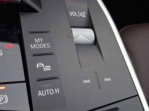 Certified 2023 BMW X1 xDrive28i w/ M Sport Package image 22