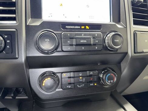 Used 2019 Ford F150 XLT w/ Equipment Group 302A Luxury AWD/4WD image 24
