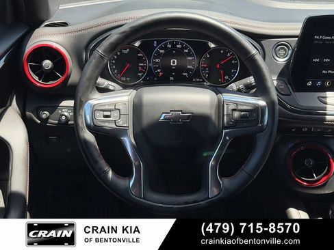 Used 2025 Chevrolet Blazer RS FWD image 13