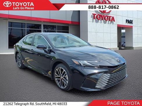 Used 2026 Toyota Camry XLE w/ Premium Plus Package AWD/4WD image 1