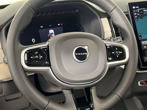 Used 2026 Volvo XC90 B6 Plus w/ Protection Package Premier AWD/4WD image 10