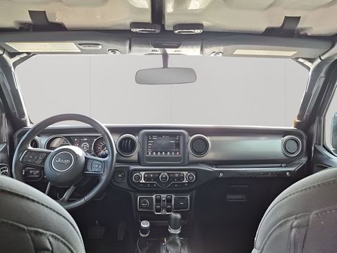 Used 2019 Jeep Wrangler Unlimited Sport S image 23