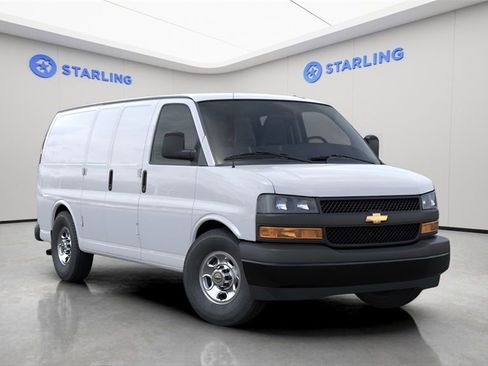 New 2026 Chevrolet Express 2500 w/ Driver Convenience Package RWD image 7
