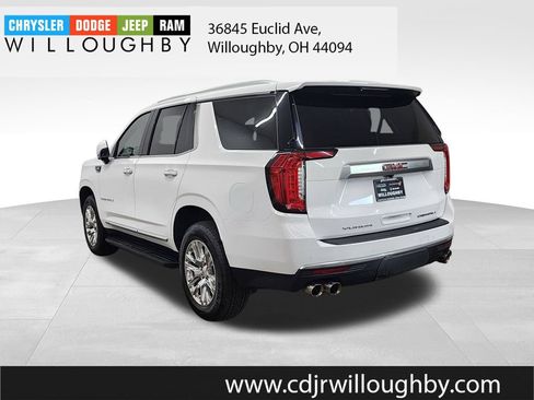 Used 2023 GMC Yukon Denali AWD/4WD image 6