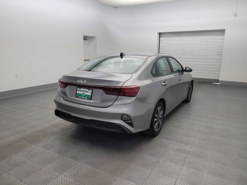 Used 2023 Kia Forte LXS w/ LXS Technology Package FWD image 9