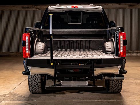 Used 2025 Ford F250 King Ranch w/ Chrome Package AWD/4WD image 2
