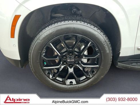Certified 2025 GMC Yukon XL Denali AWD/4WD image 14