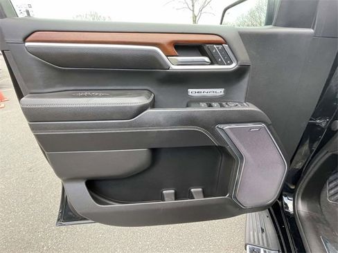 Used 2023 GMC Sierra 1500 Denali image 13