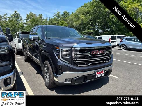 Used 2026 GMC Sierra 1500 SLT AWD/4WD image 1
