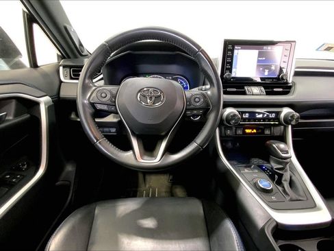 Used 2019 Toyota RAV4 XSE w/ Carpet Mat Package AWD/4WD image 14
