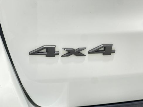 Used 2018 Jeep Grand Cherokee High Altitude AWD/4WD image 38