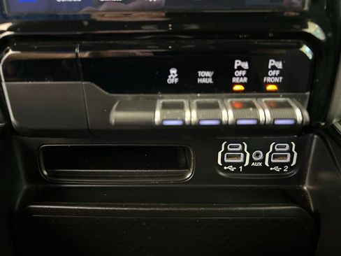 Used 2021 RAM 1500 Big Horn RWD image 47