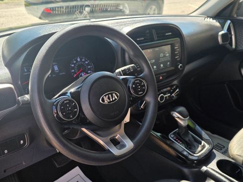 Used 2021 Kia Soul S FWD image 13