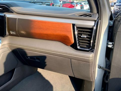 Used 2024 GMC Sierra 1500 Denali w/ Denali Reserve Package image 18